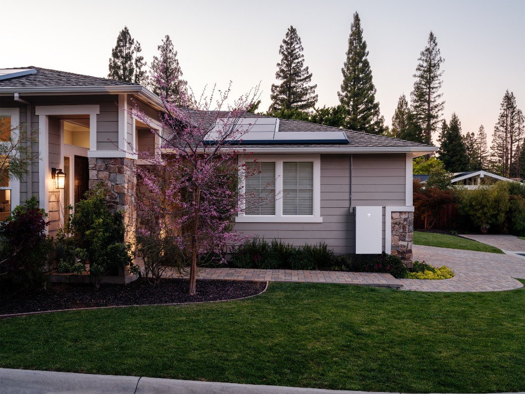 Modern home with backup power